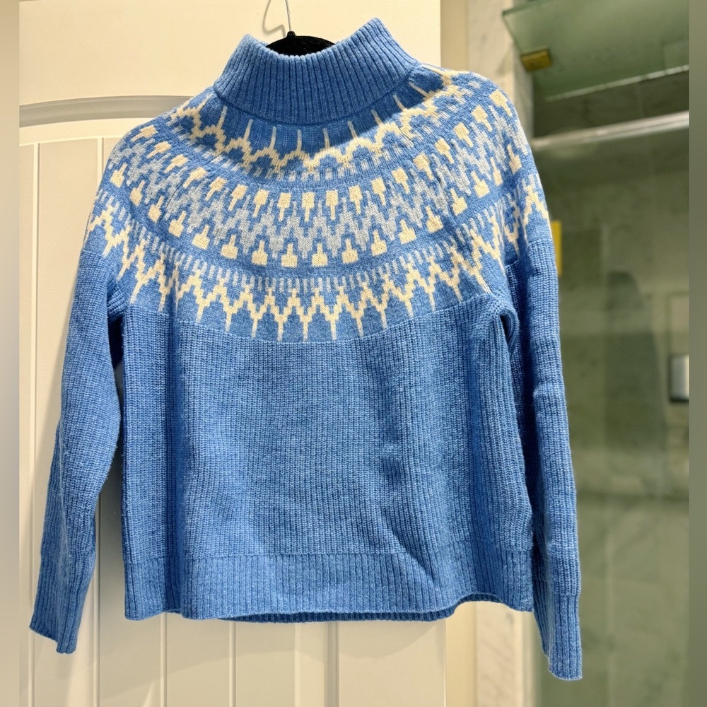 J. Crew size XS Fair Isle Mock Neck Pullover Sweater Blue Cream White Wool Blend